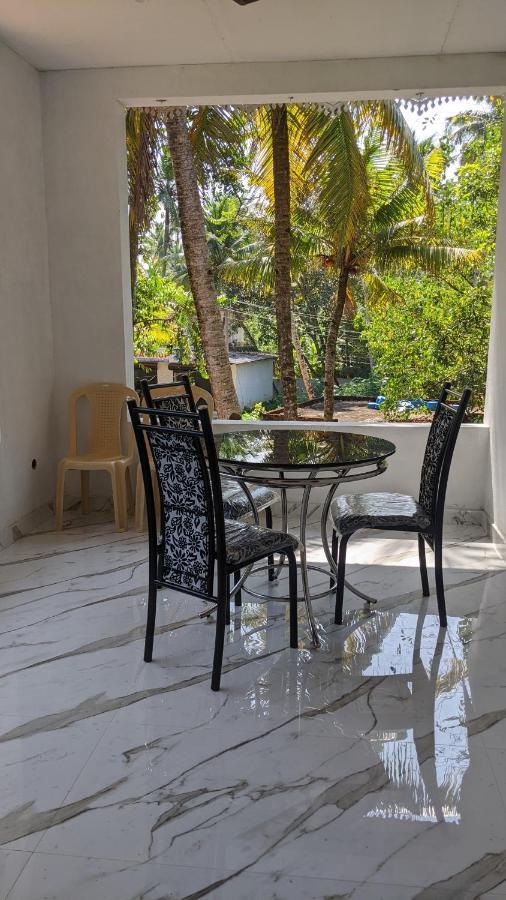 Dilkush Munroe Homestay Коллам Экстерьер фото